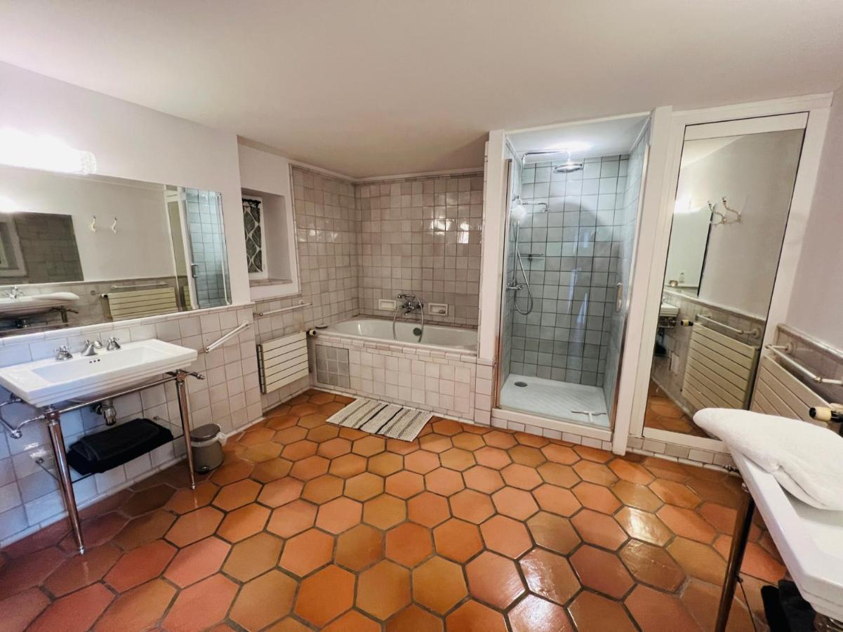 Penthouse Studio Privee Couple Ou Famille- La Maison Searle A Tourtour Kültér fotó
